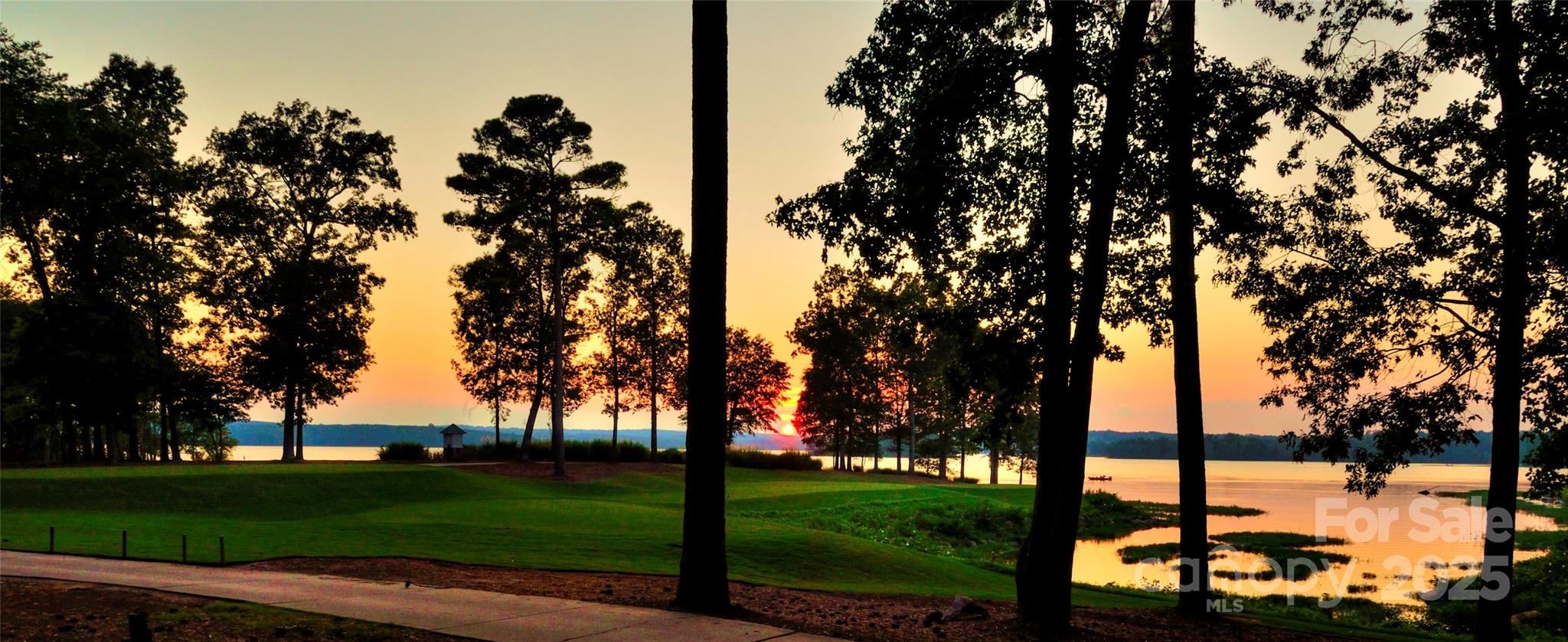 Uwharrie Point - Land