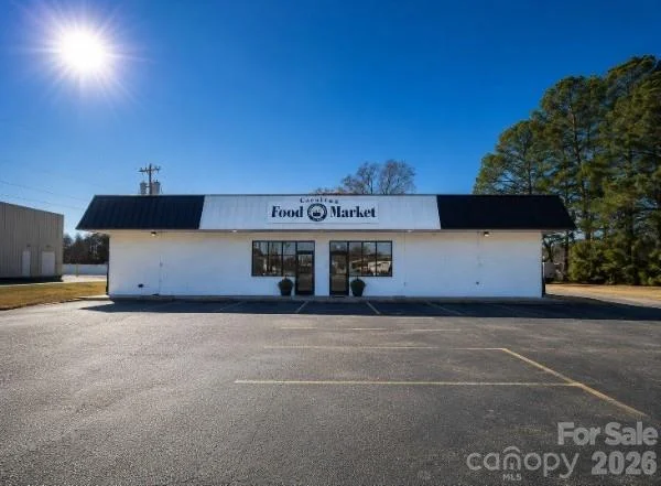 102 N Main Street, Stantonsburg, NC, 27883