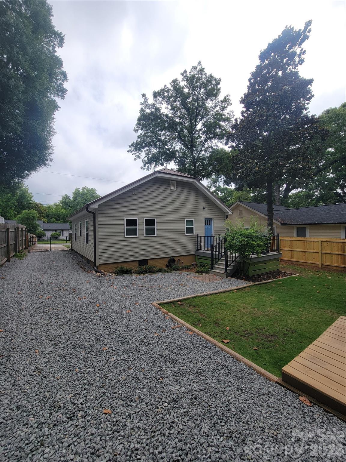 422 Gaston Avenue