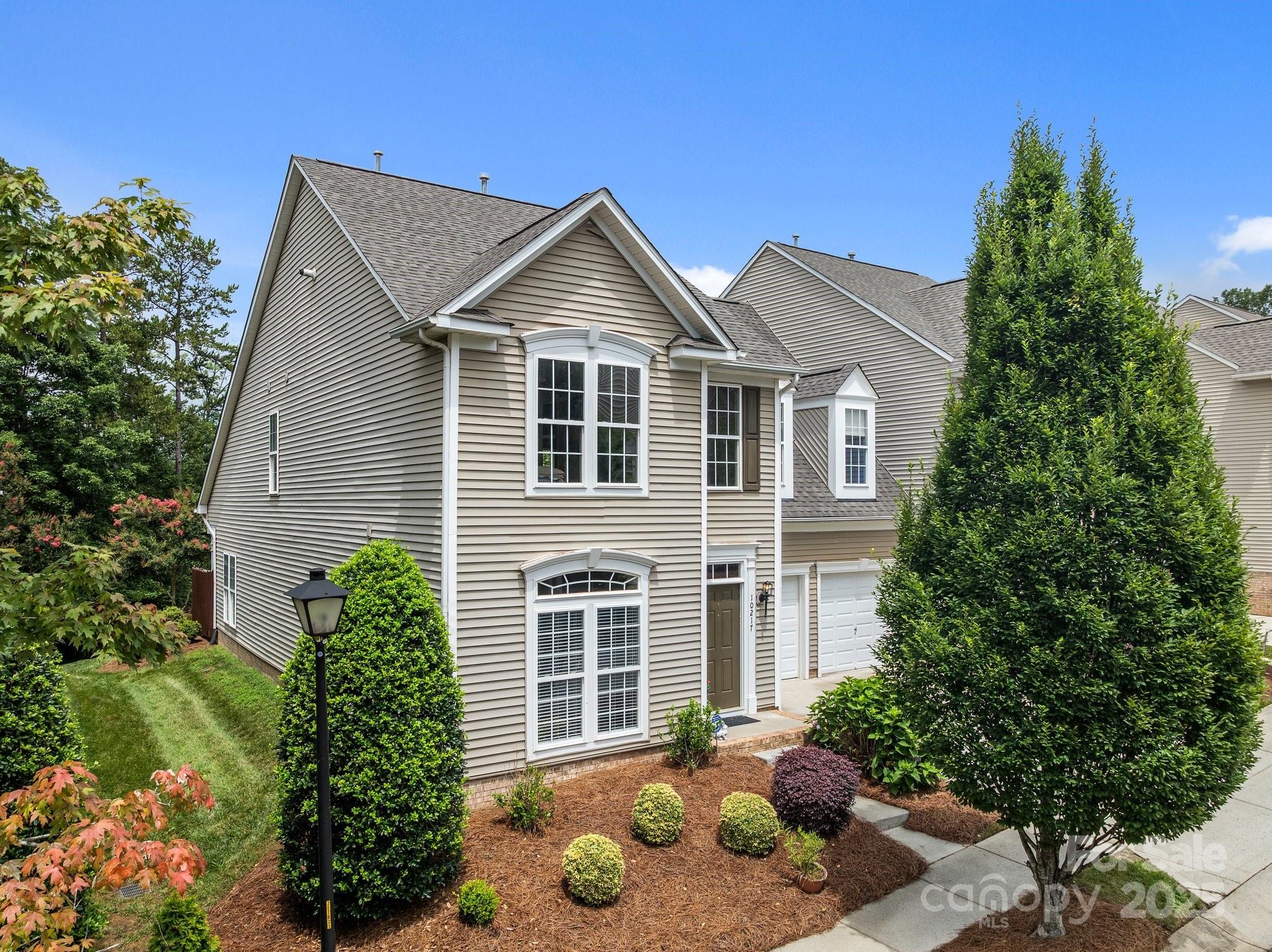 10217 Linksland Drive