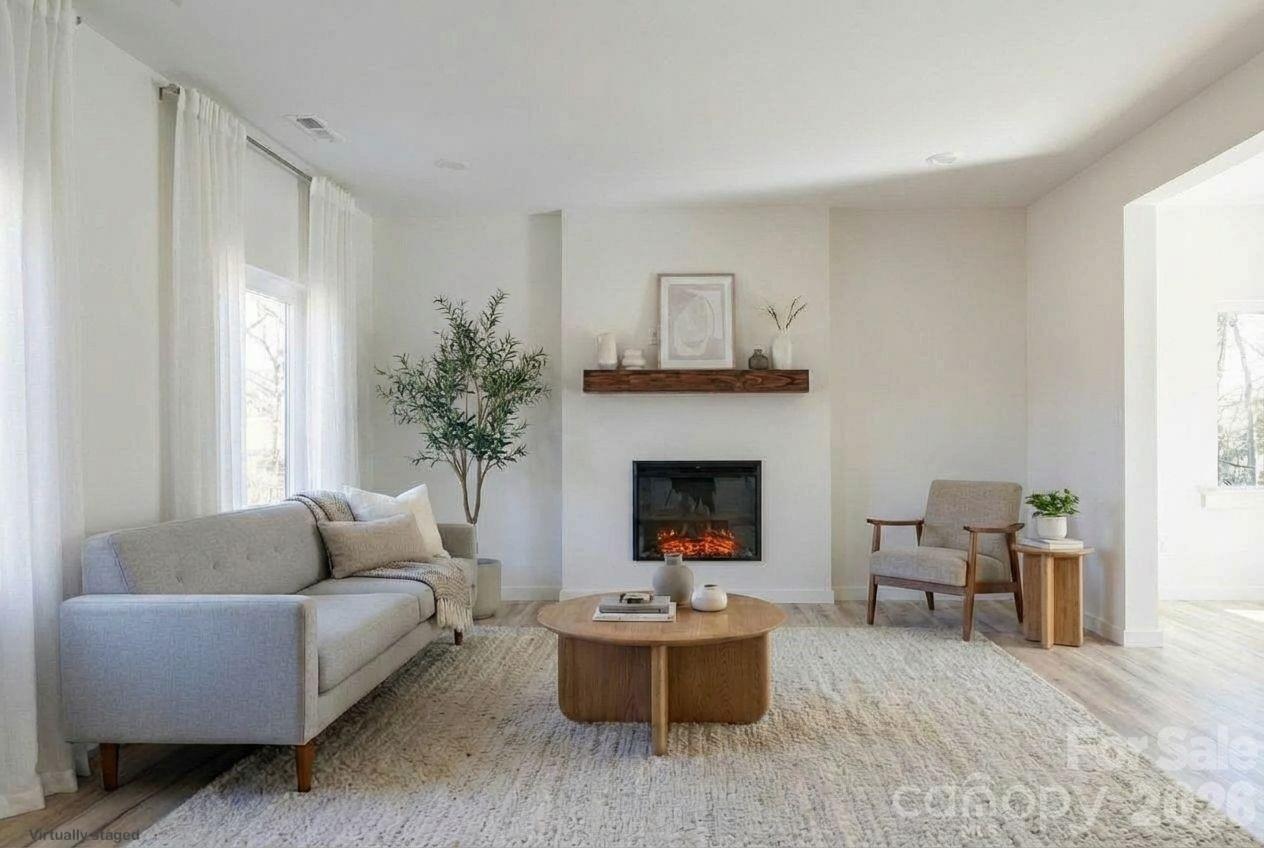 1928 46th Avenue Drive NE