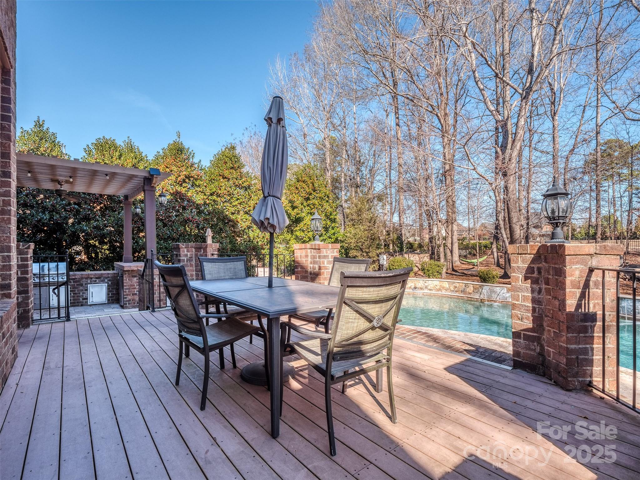 Firethorne - Residential