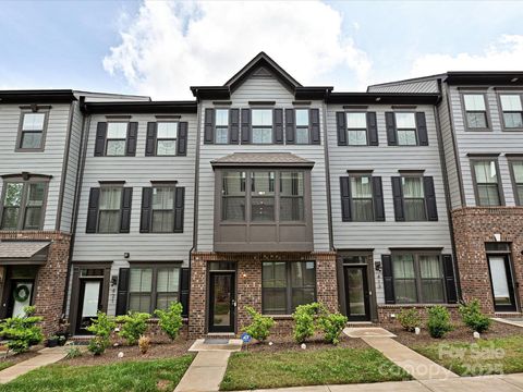 417 Tristram Lane Charlotte NC 28205
