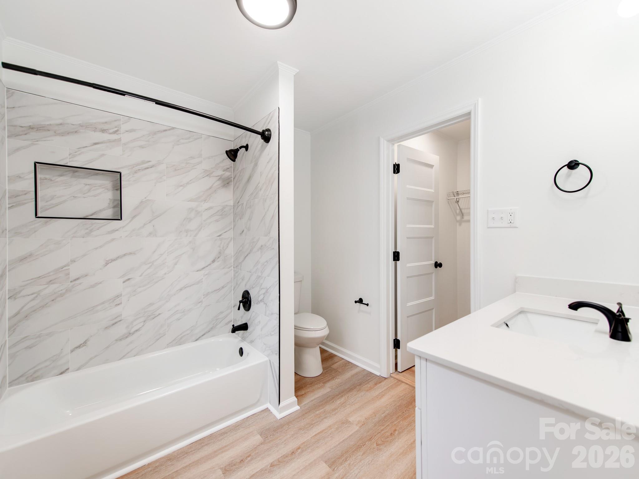 Arlington Oaks - Residential