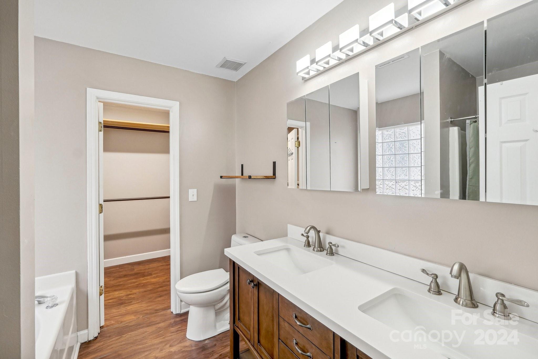 Clover Meadows - Residential