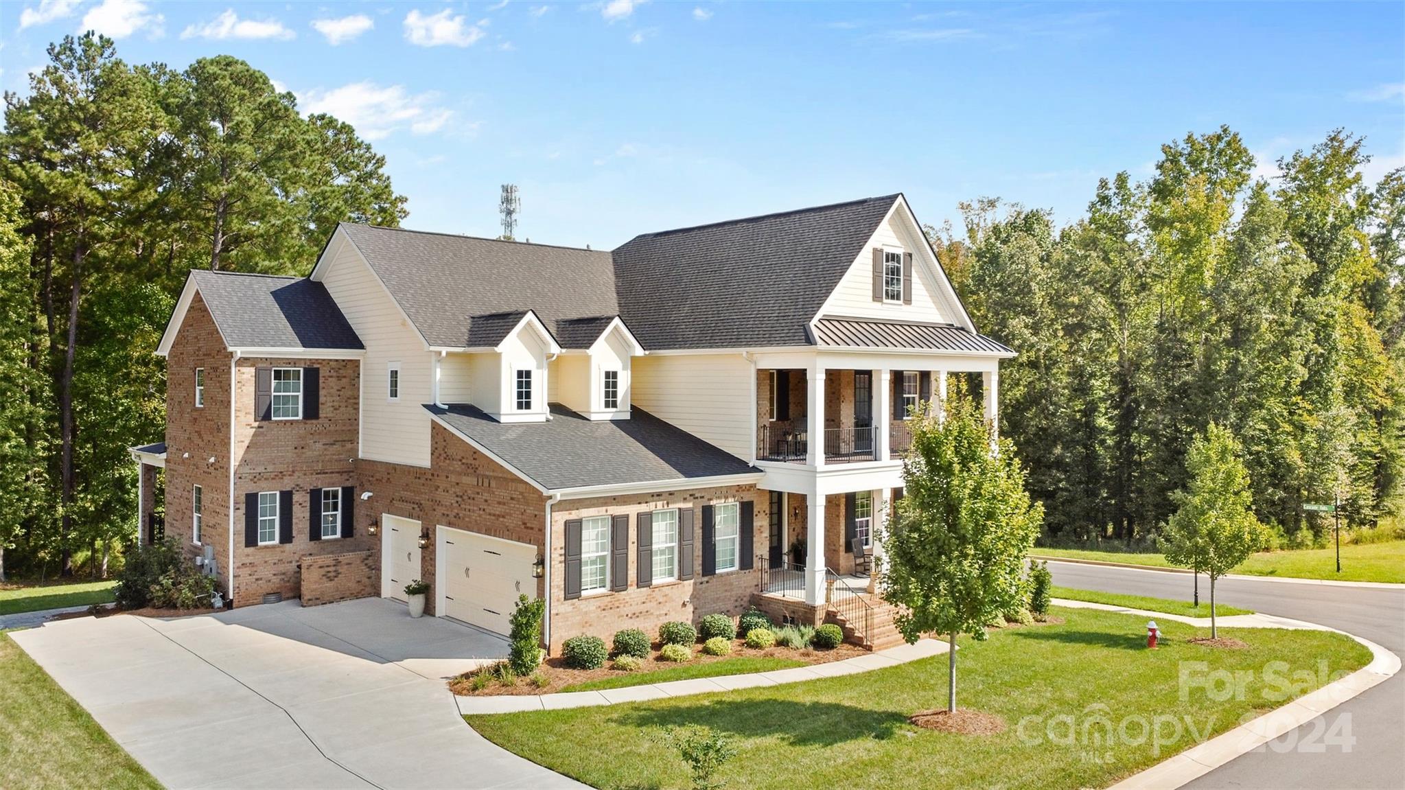 The Falls at Weddington - Residential