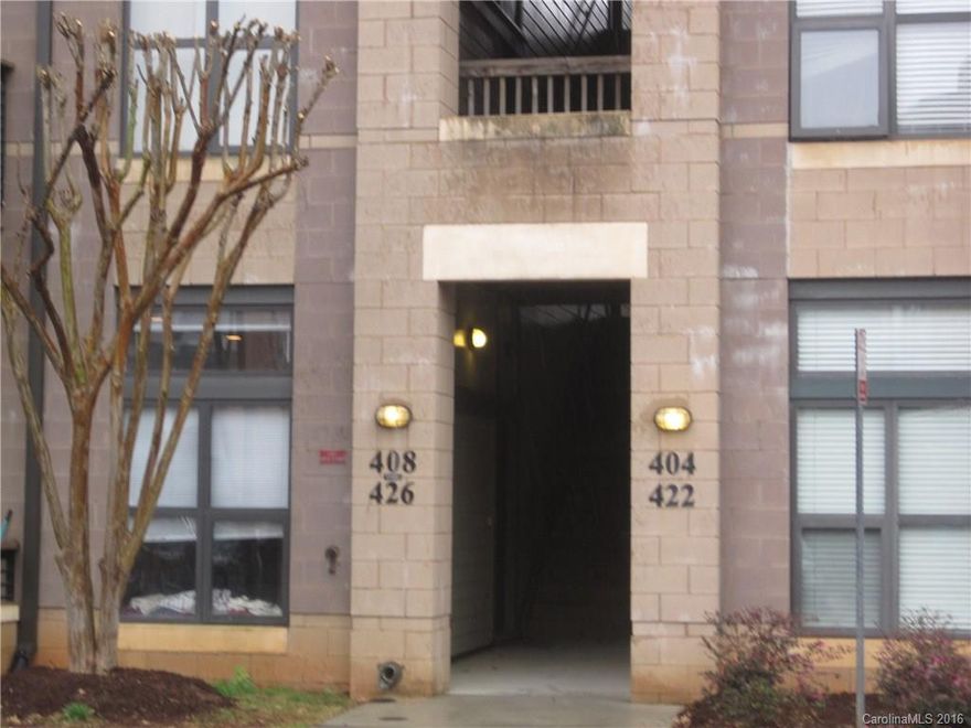 Easy, maintenance free living. Main level entry! Walk to New Bern station Light Rail. Open plan living room, dining area and kitchen. Minutes to I 77. Patio doors open onto balcony from living room and bedroom. Ceiling fans in bedroom and living room. Light and airy with 11 foot ceilings. Large Master bedroom 11'9" X 12'6" Carpets cleaned and fresh new paint.  Move-in Ready. Pet friendly neighborhood. Low HOA.