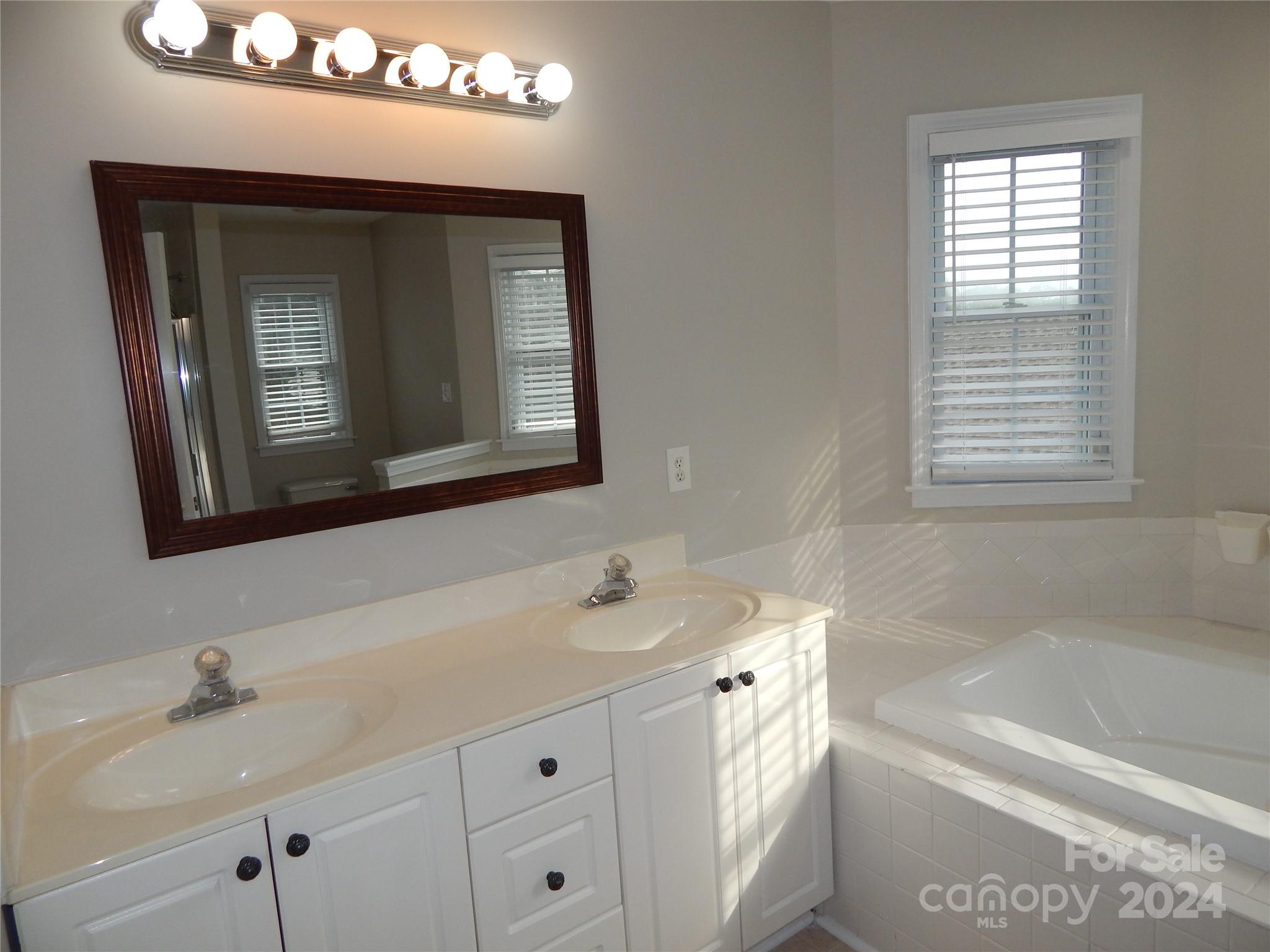 Rollingwood - Residential