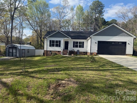 Photo of 1254 Blairwood Court, Lancaster, SC 29720 (MLS # 4361906)