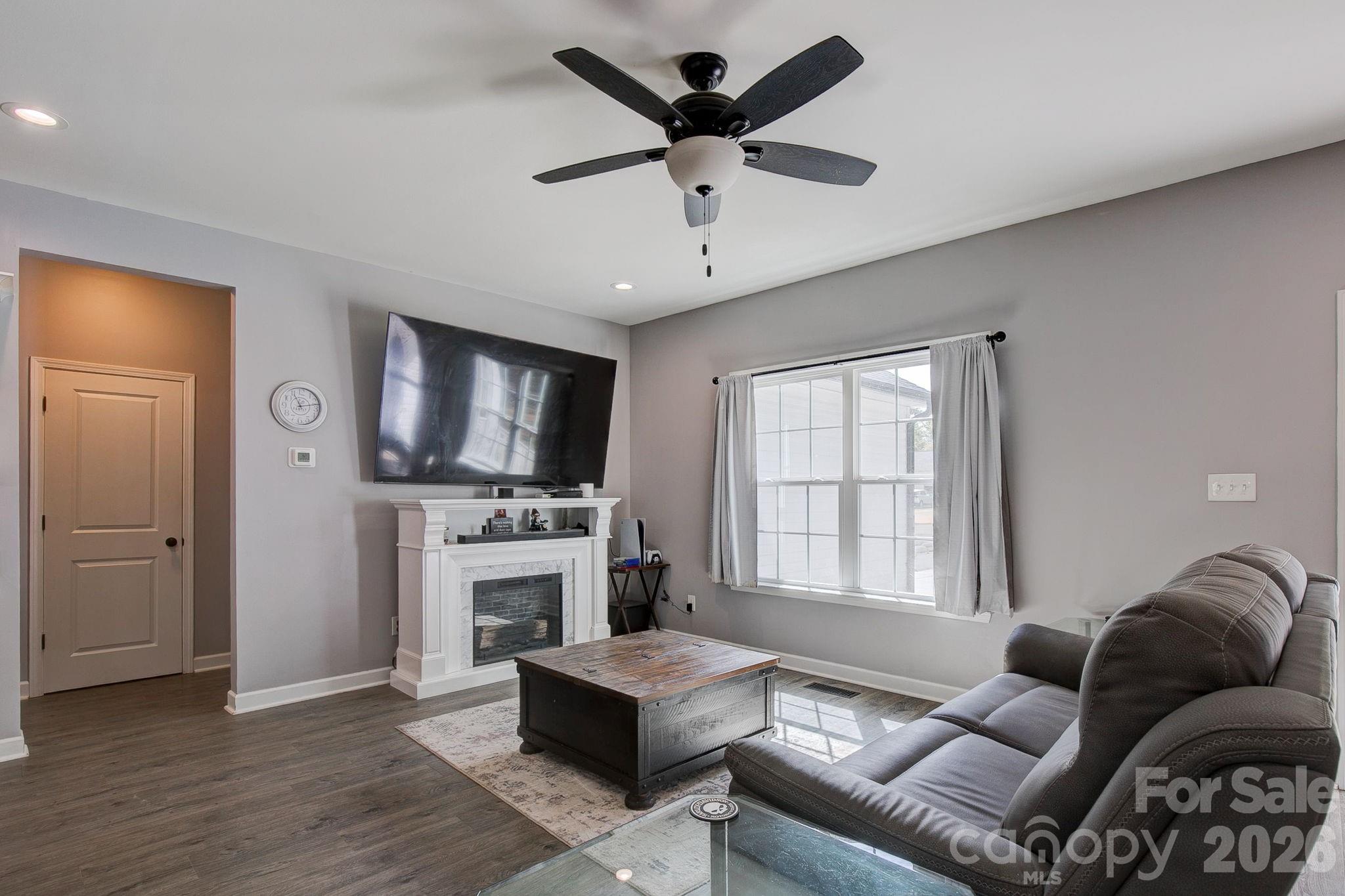 Woodland Hills - Residential