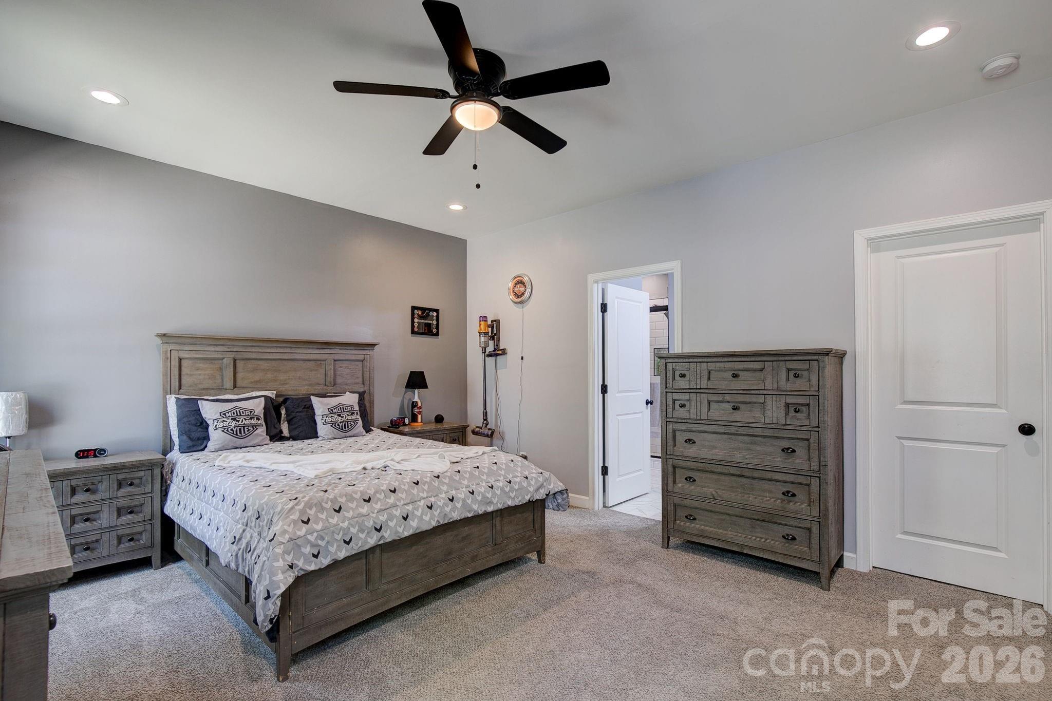 Woodland Hills - Residential