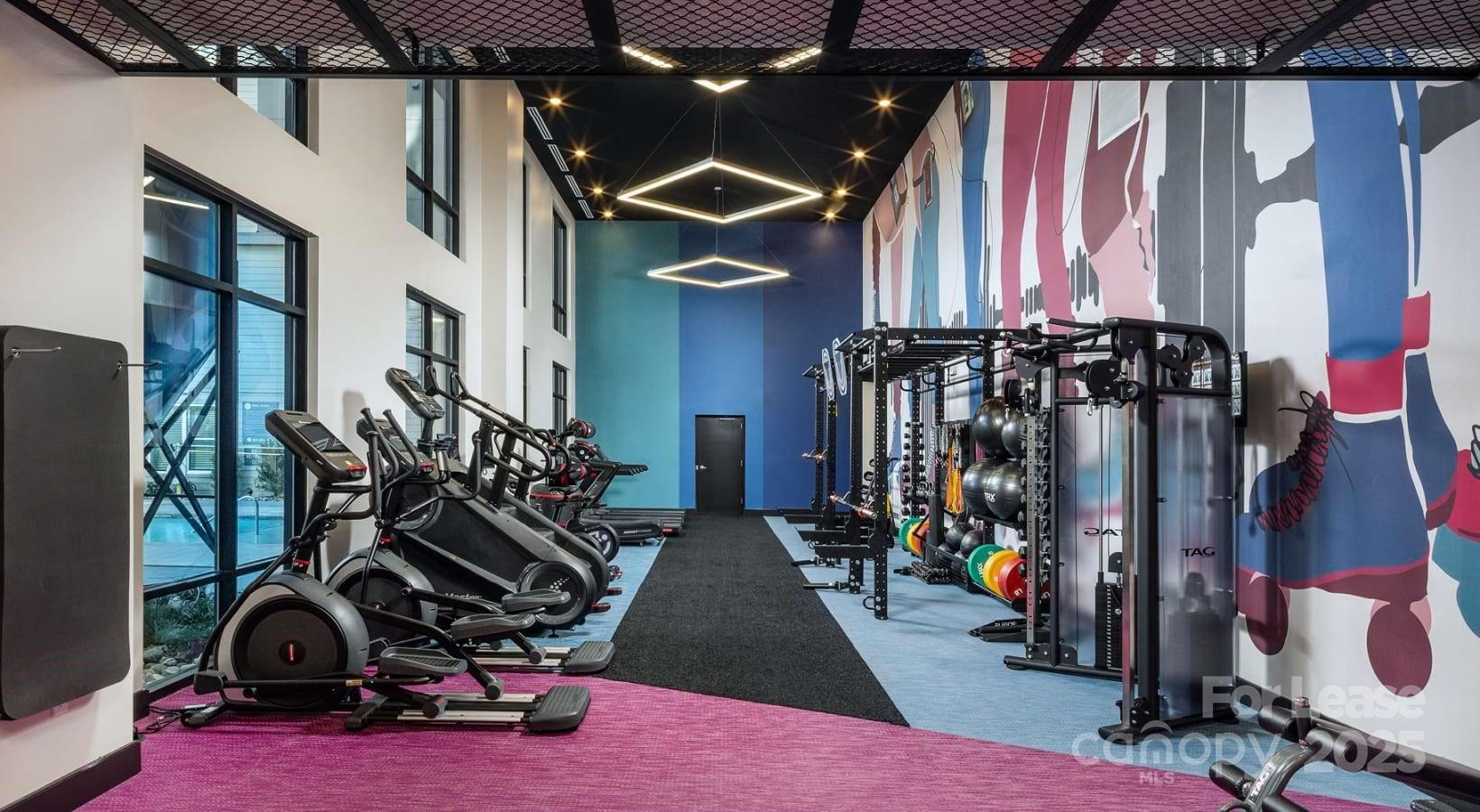 Charlotte, North Carolina 28206, United States, 2 Bedrooms Bedrooms, ,2 BathroomsBathrooms,Residential,Active,140033