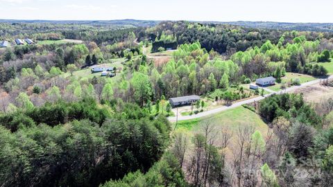 Single Family Residence in Connelly Springs NC 7561 Virginia Ridge.jpg