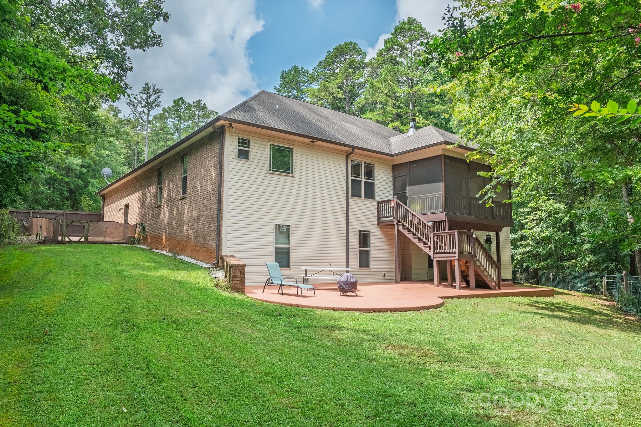 220 Alvin Hough Road