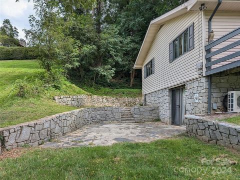 A home in Waynesville