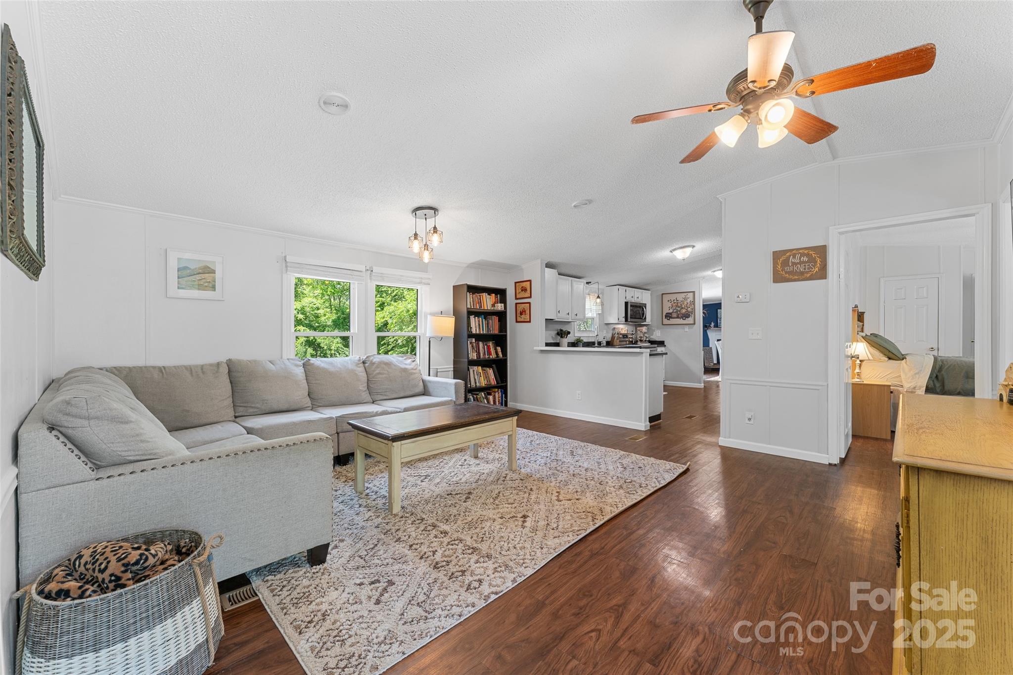 9 Ruby Drive