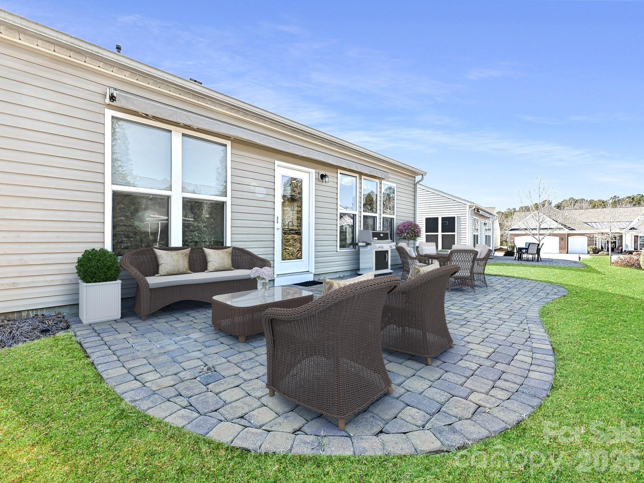 8024 Carolina Lakes Way