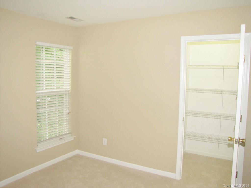 Brandon Oaks - Residential Lease