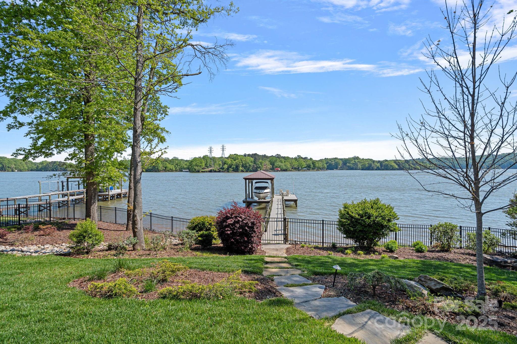 Reflection Pointe - Residential