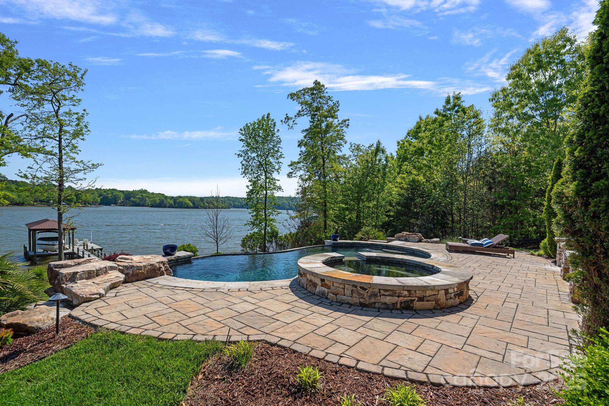 Reflection Pointe - Residential