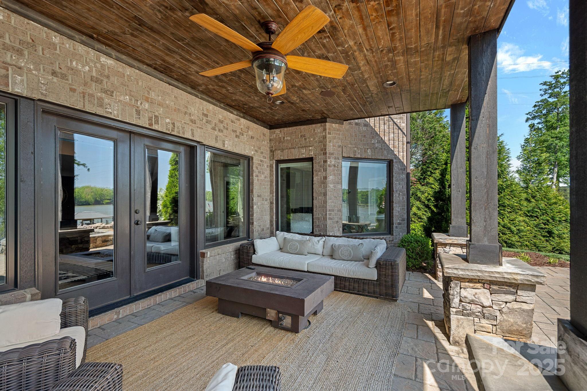 Reflection Pointe - Residential