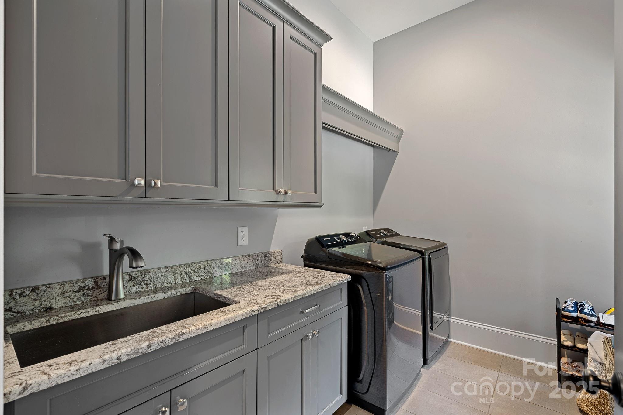 Reflection Pointe - Residential