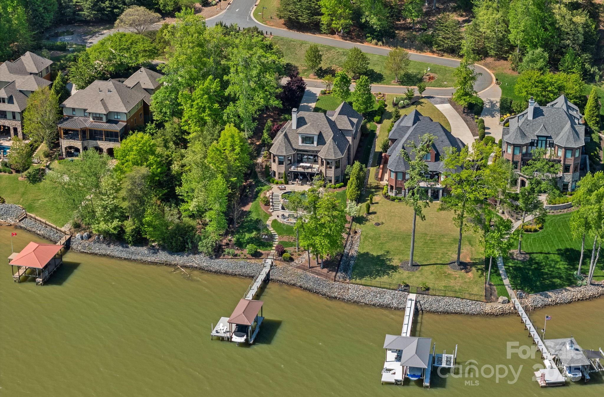 Reflection Pointe - Residential