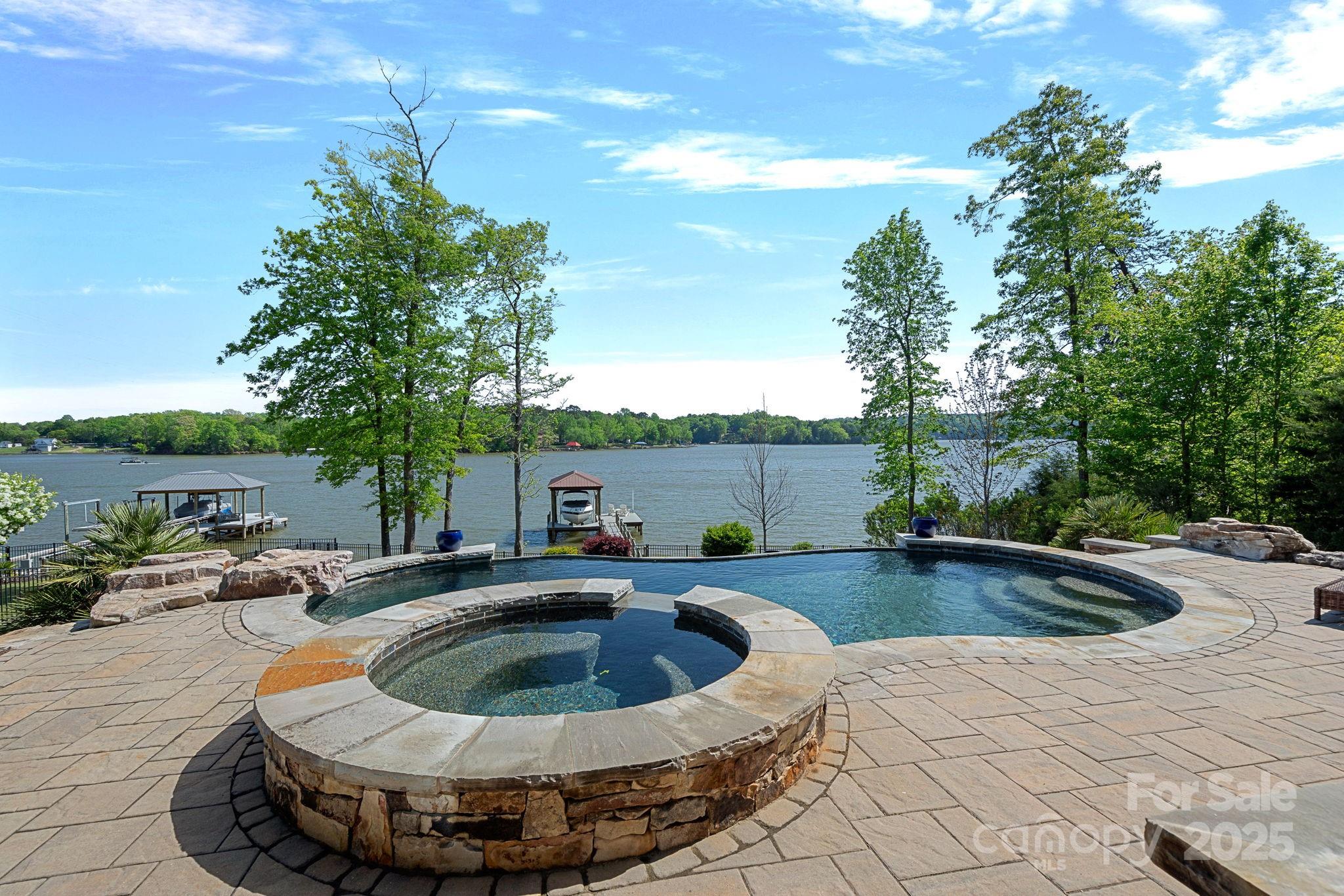 Reflection Pointe - Residential