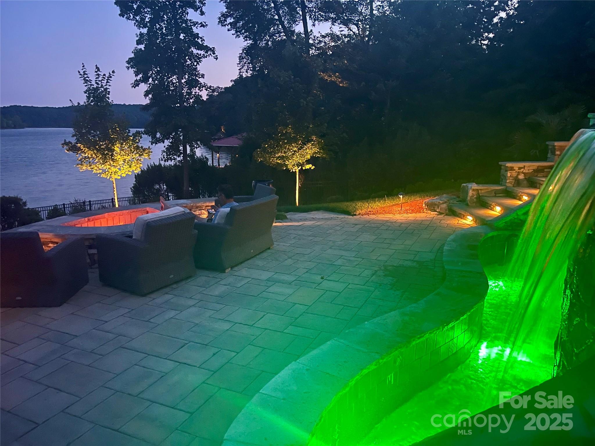 Reflection Pointe - Residential