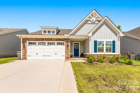 Photo of 6412 Cambridge Drive, Harrisburg, NC 28075 (MLS # 4395329)