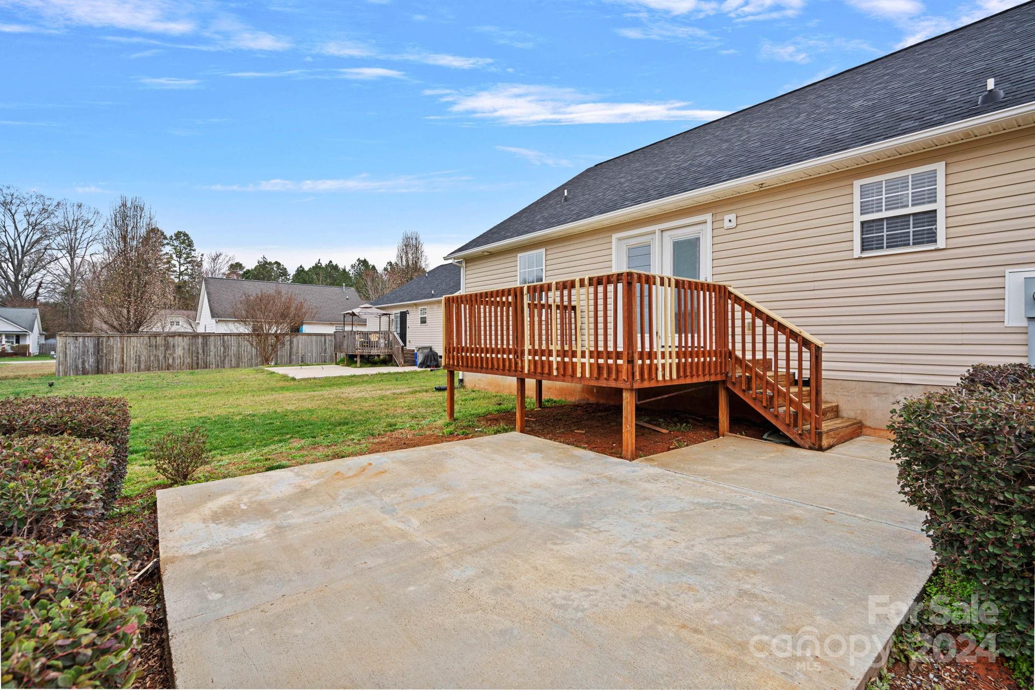 Mallard Creek - Residential