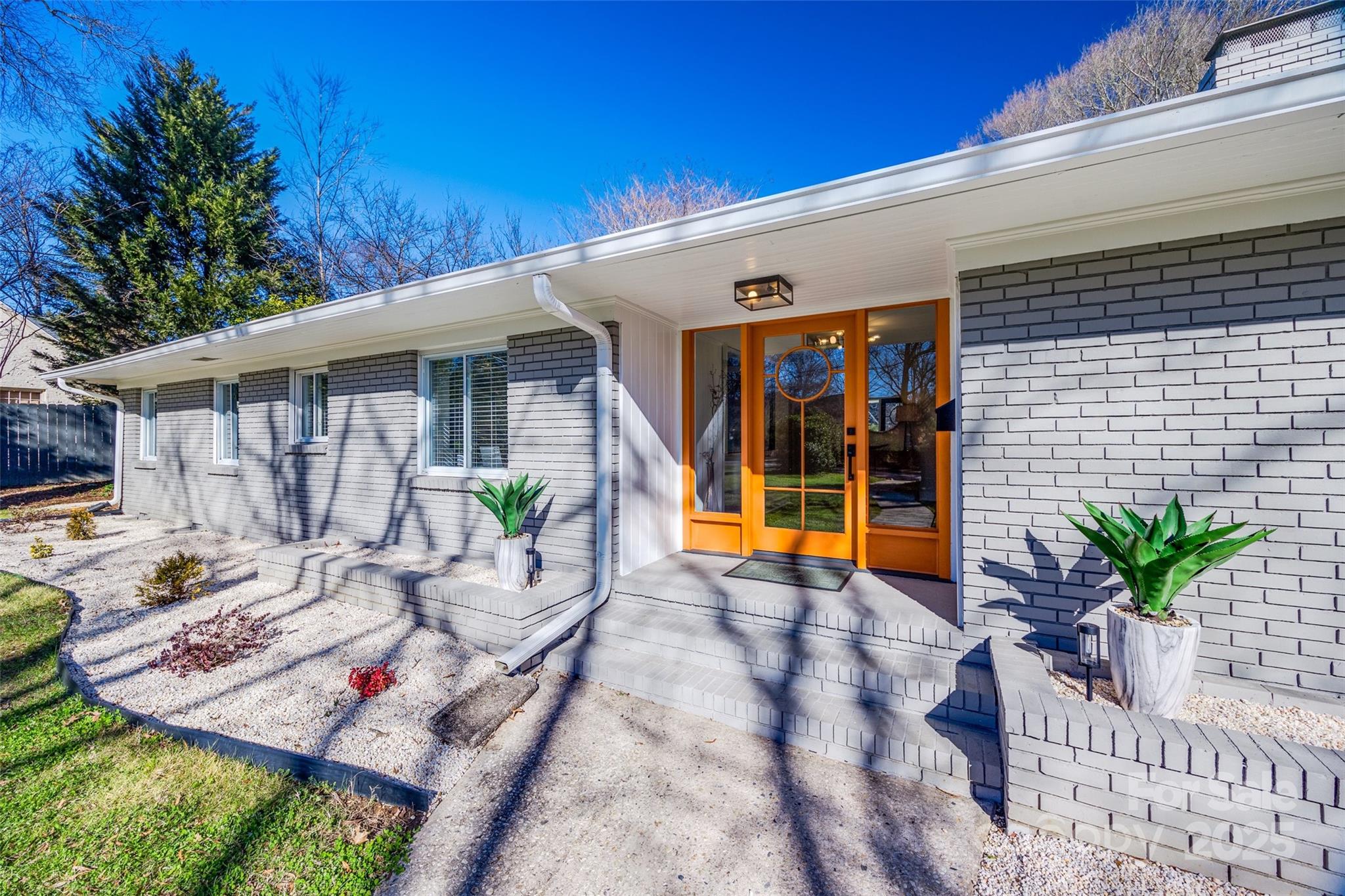 2861 Sharon Road