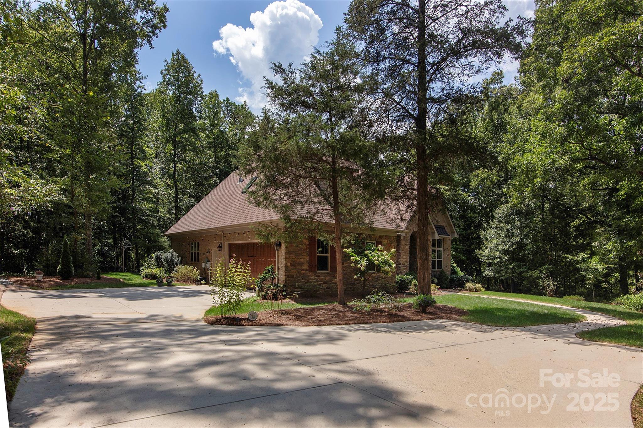 4114 Whispering Oaks Drive