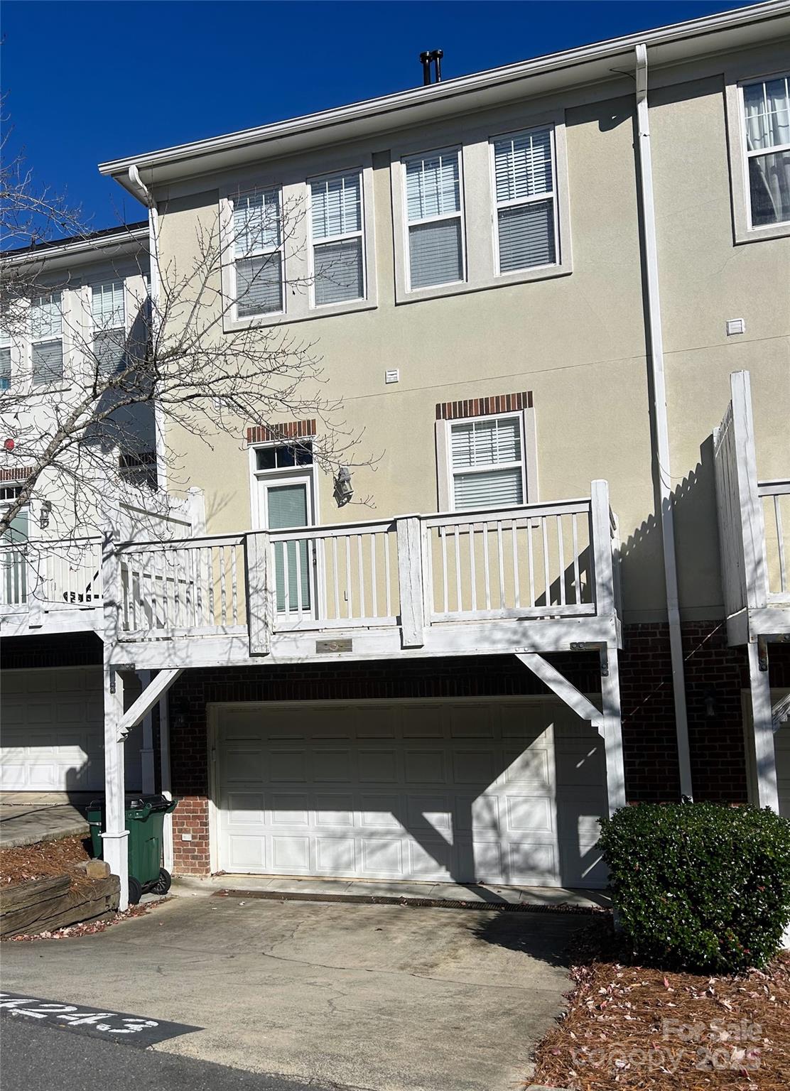 Richmond Hill - Residential