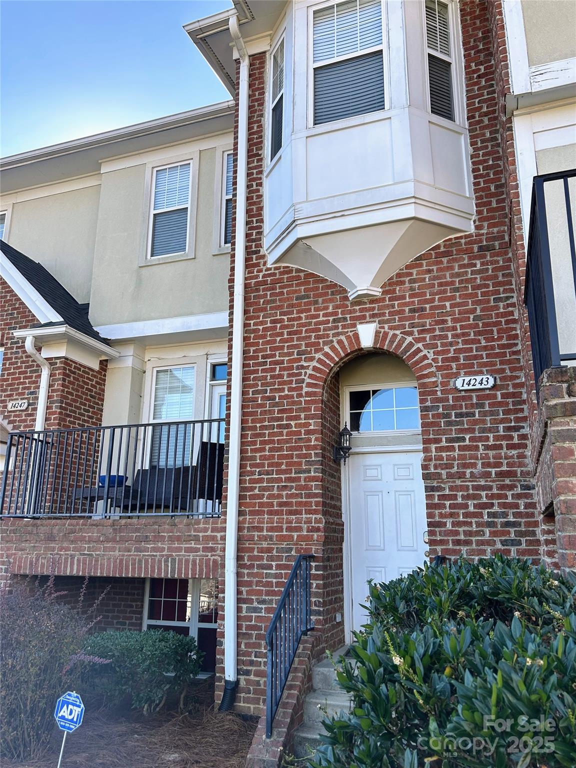 Richmond Hill - Residential