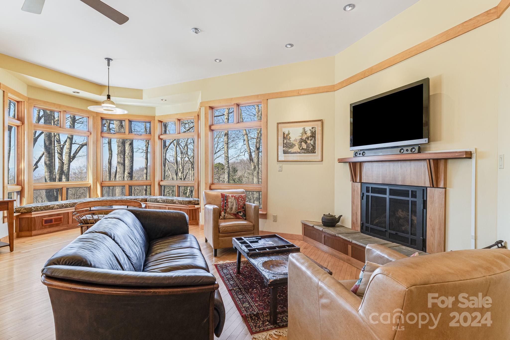 Fox Trails - Residential