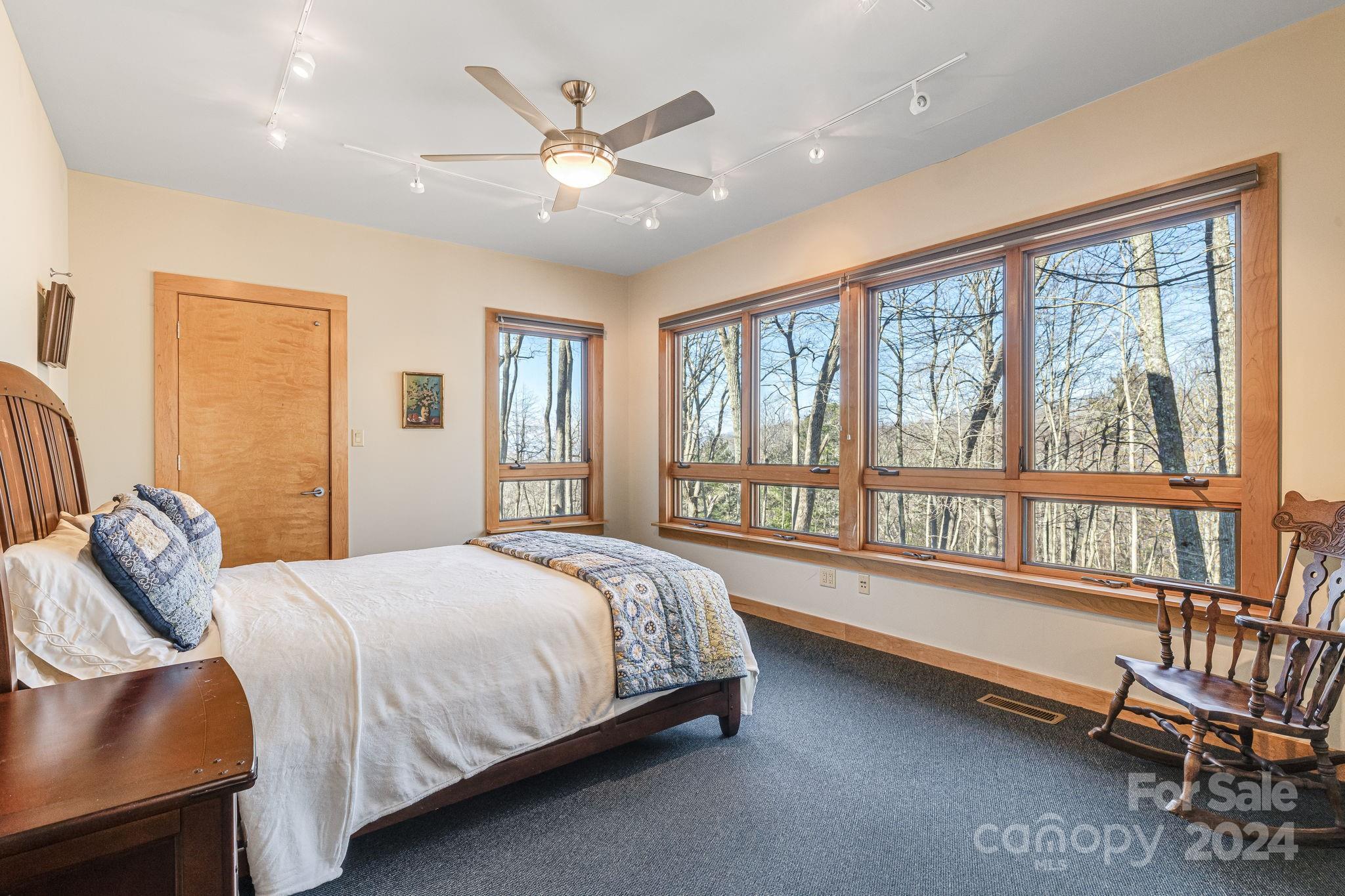 Fox Trails - Residential