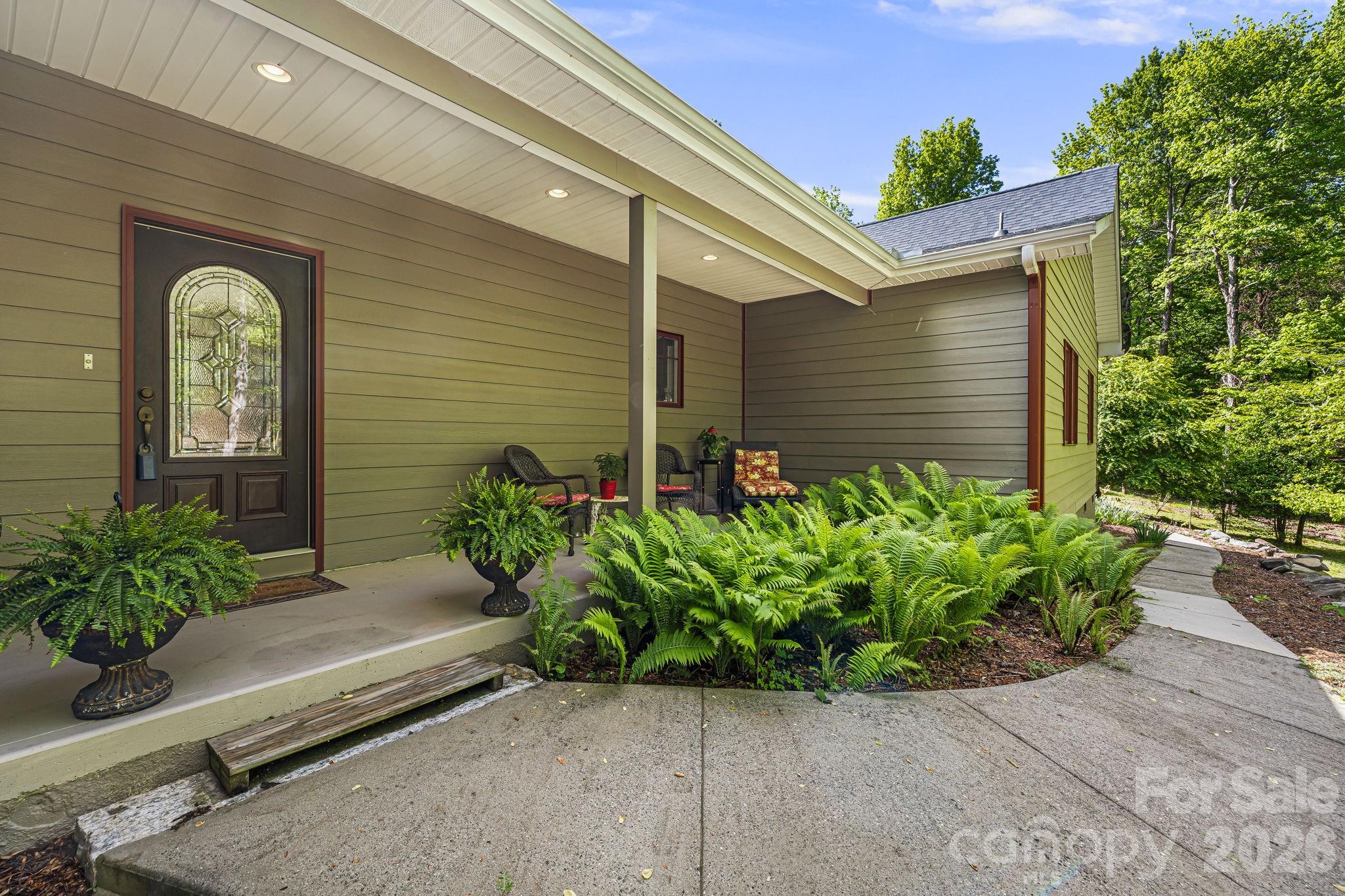 411 Alta Circle