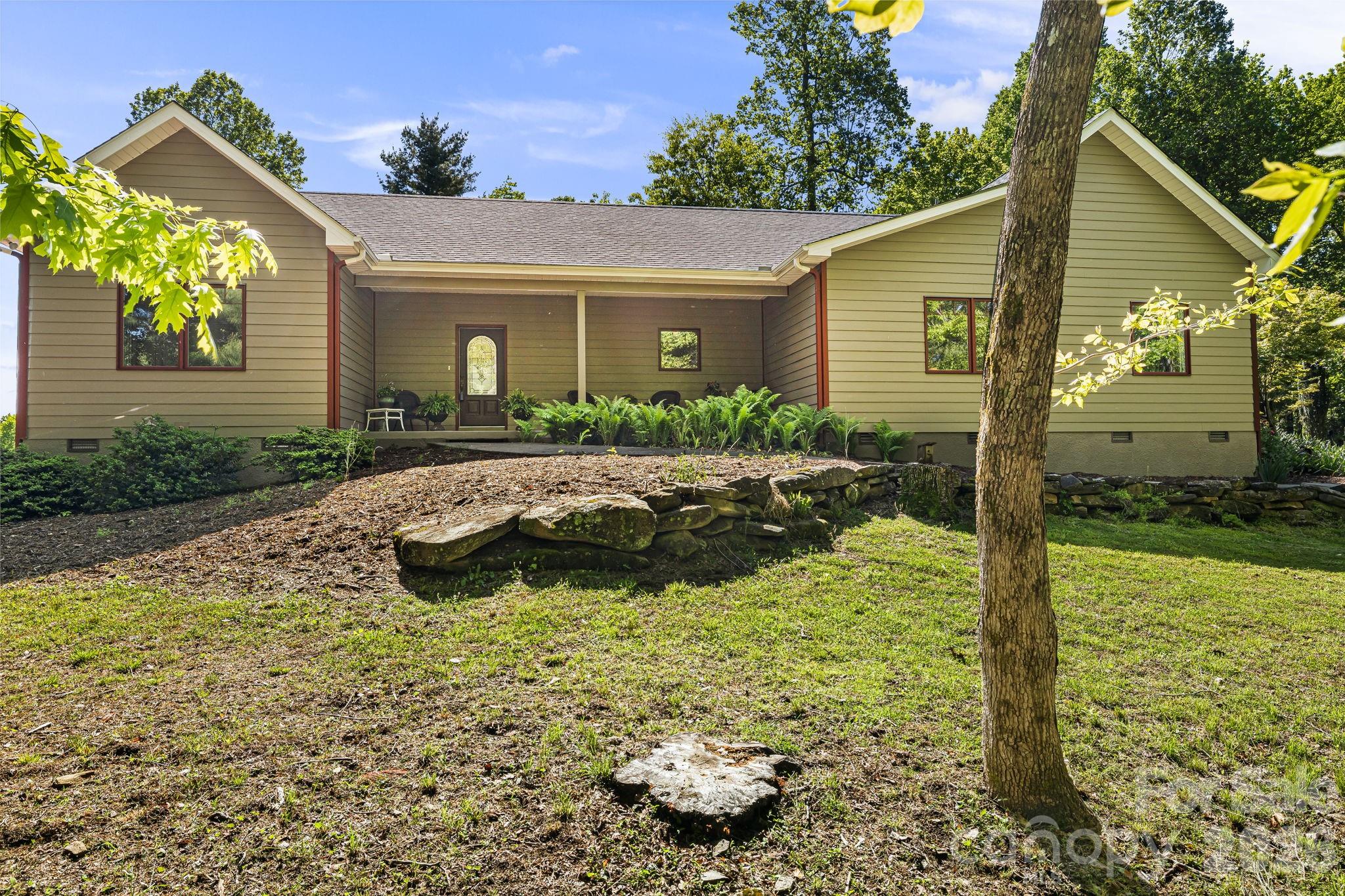 411 Alta Circle