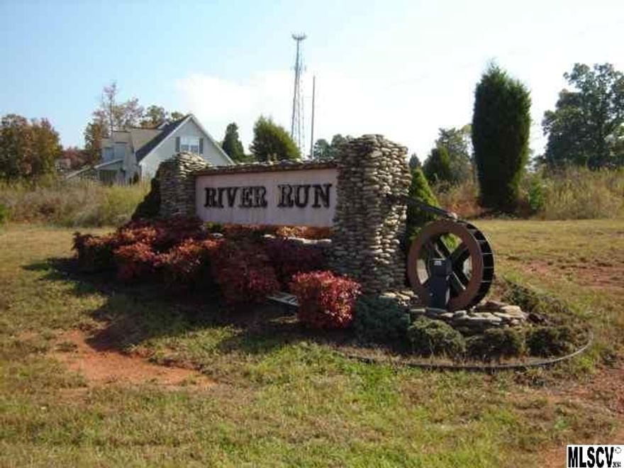 QUICK SALE PURPOSES. City of Hickory water Available. Septic Tanks required. Quiet country setting, yet convenient to Hwy 321 and I40 and Hwy 127. Close to Shopping. County Taxes Only.