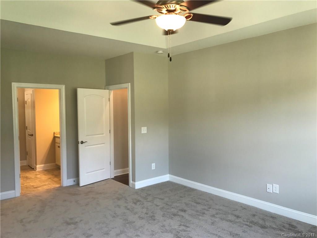 The Conservancy at McLean - Residential