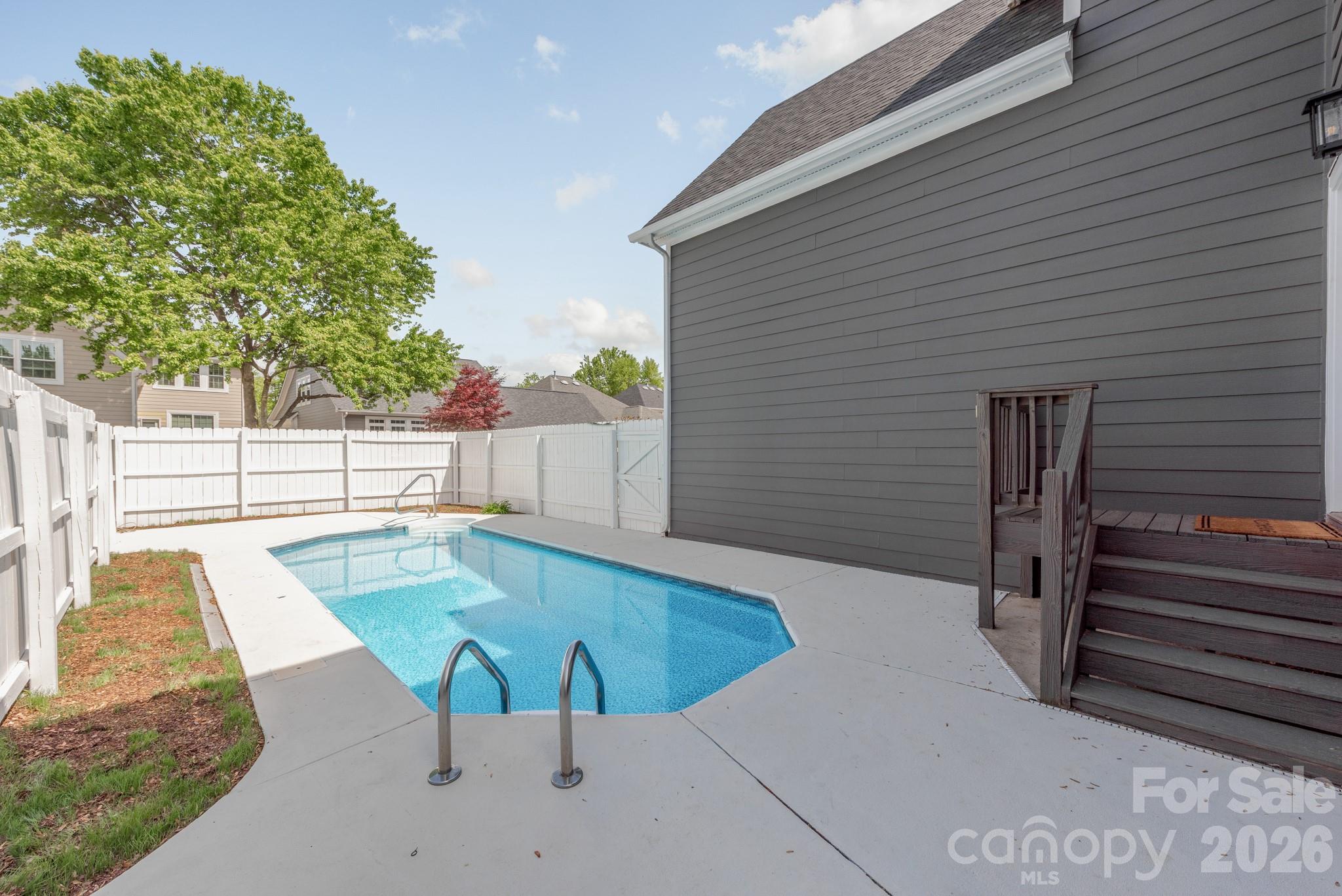 Greens At Birkdale Vill - Residential