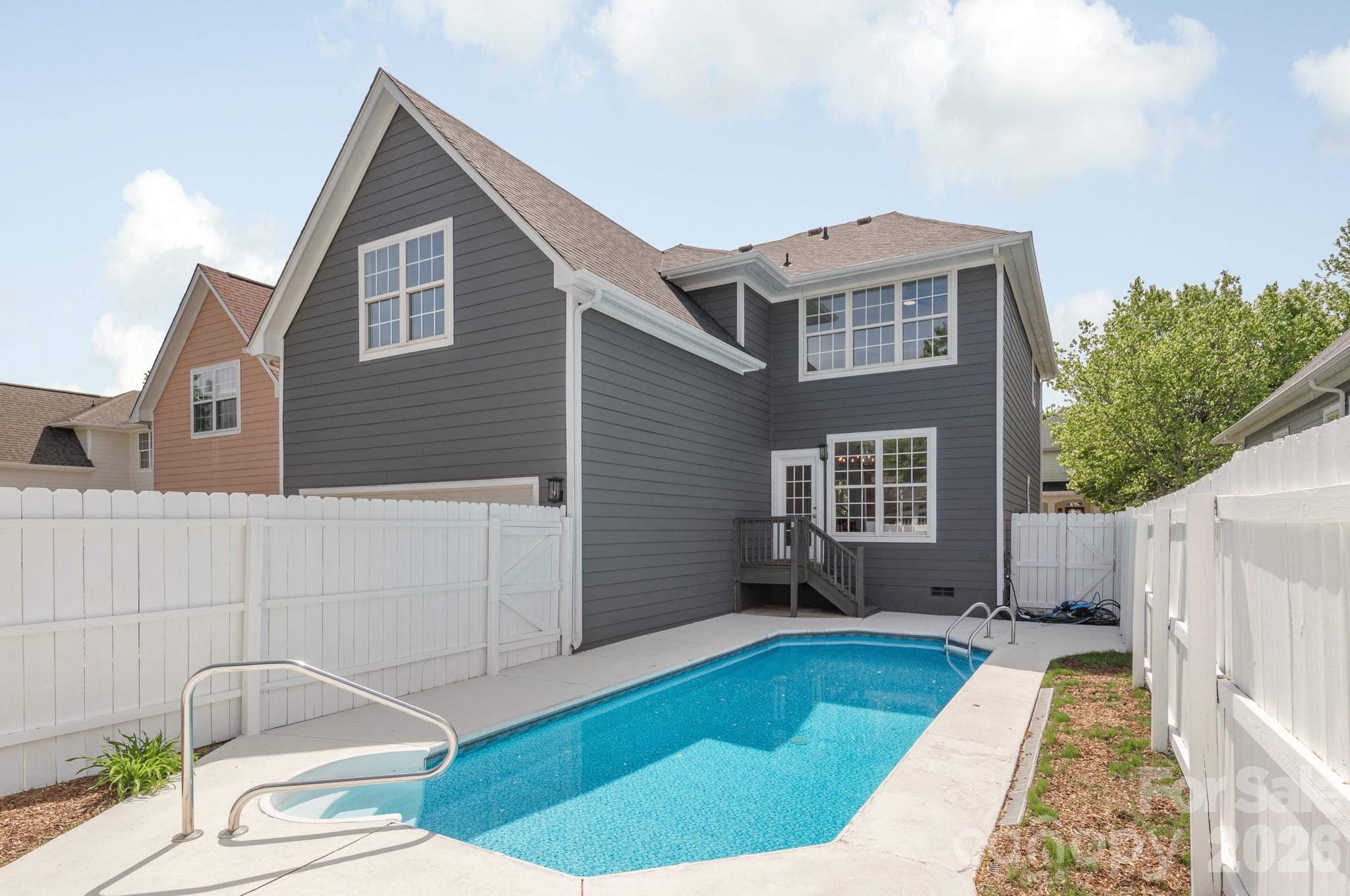 Greens At Birkdale Vill - Residential