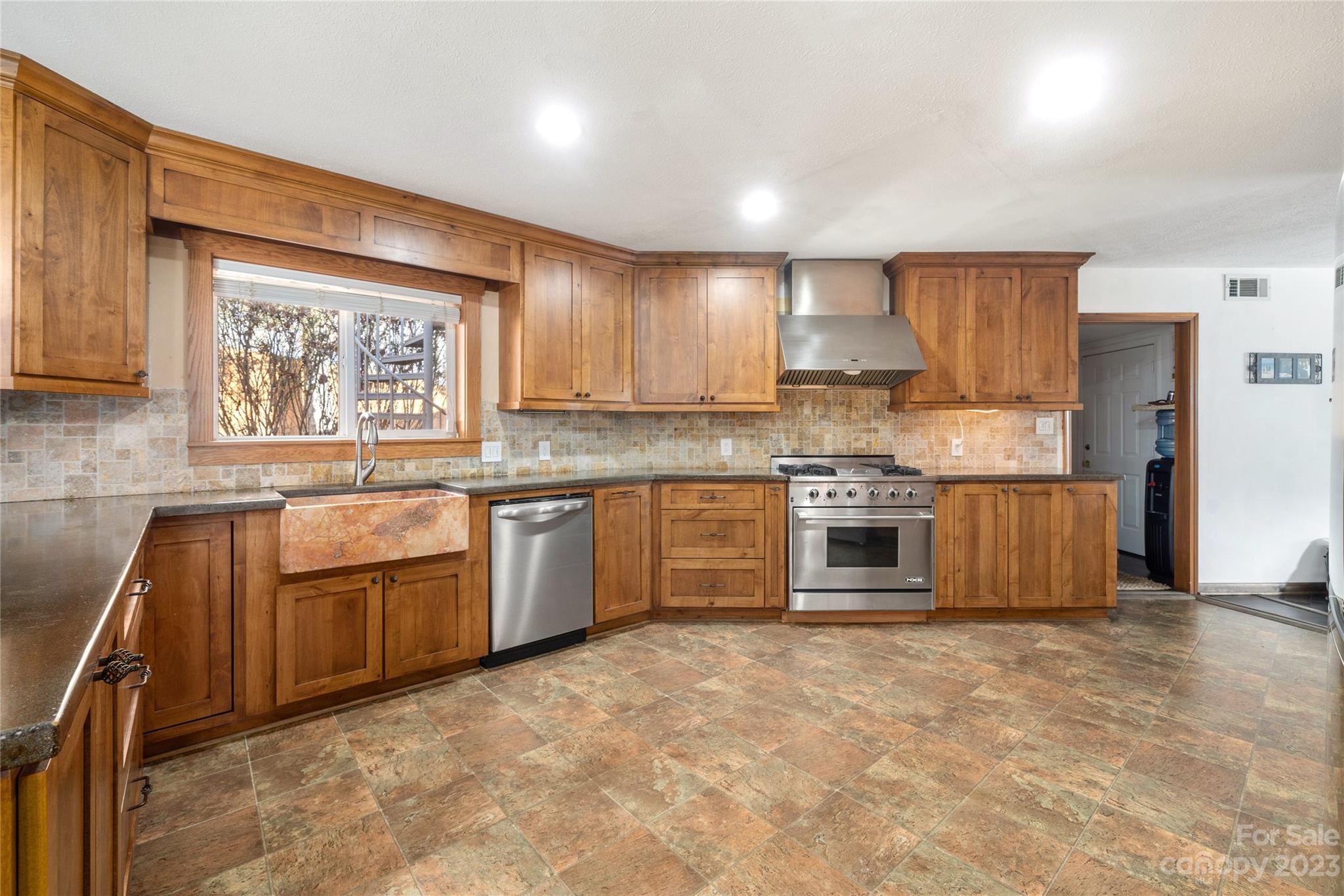 Mountain Oaks - Residential