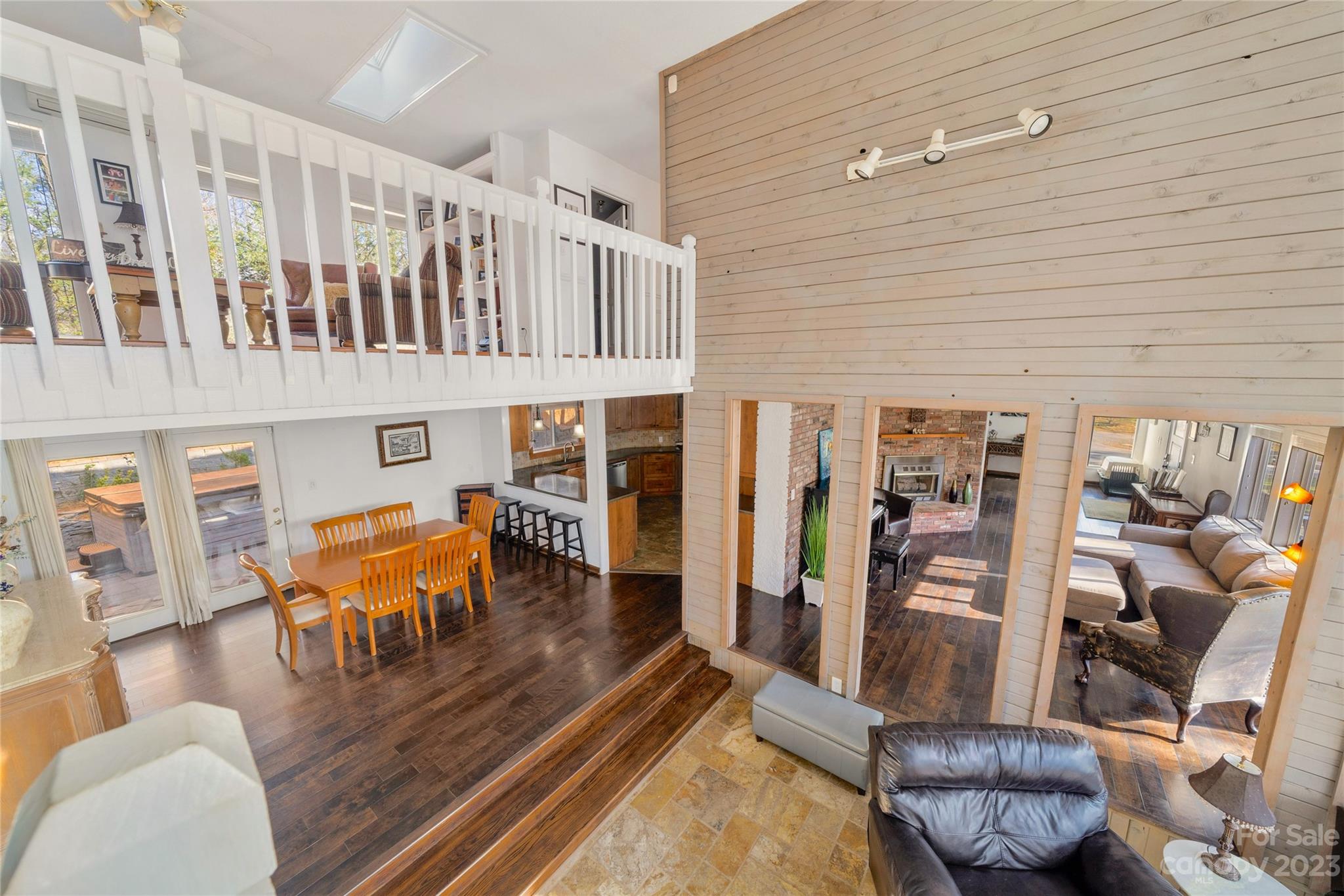 Mountain Oaks - Residential