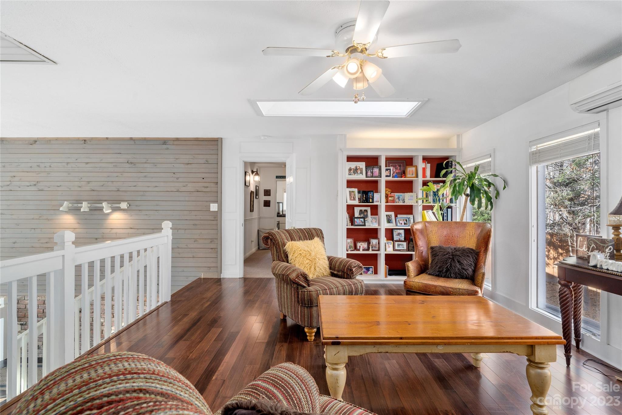 Mountain Oaks - Residential