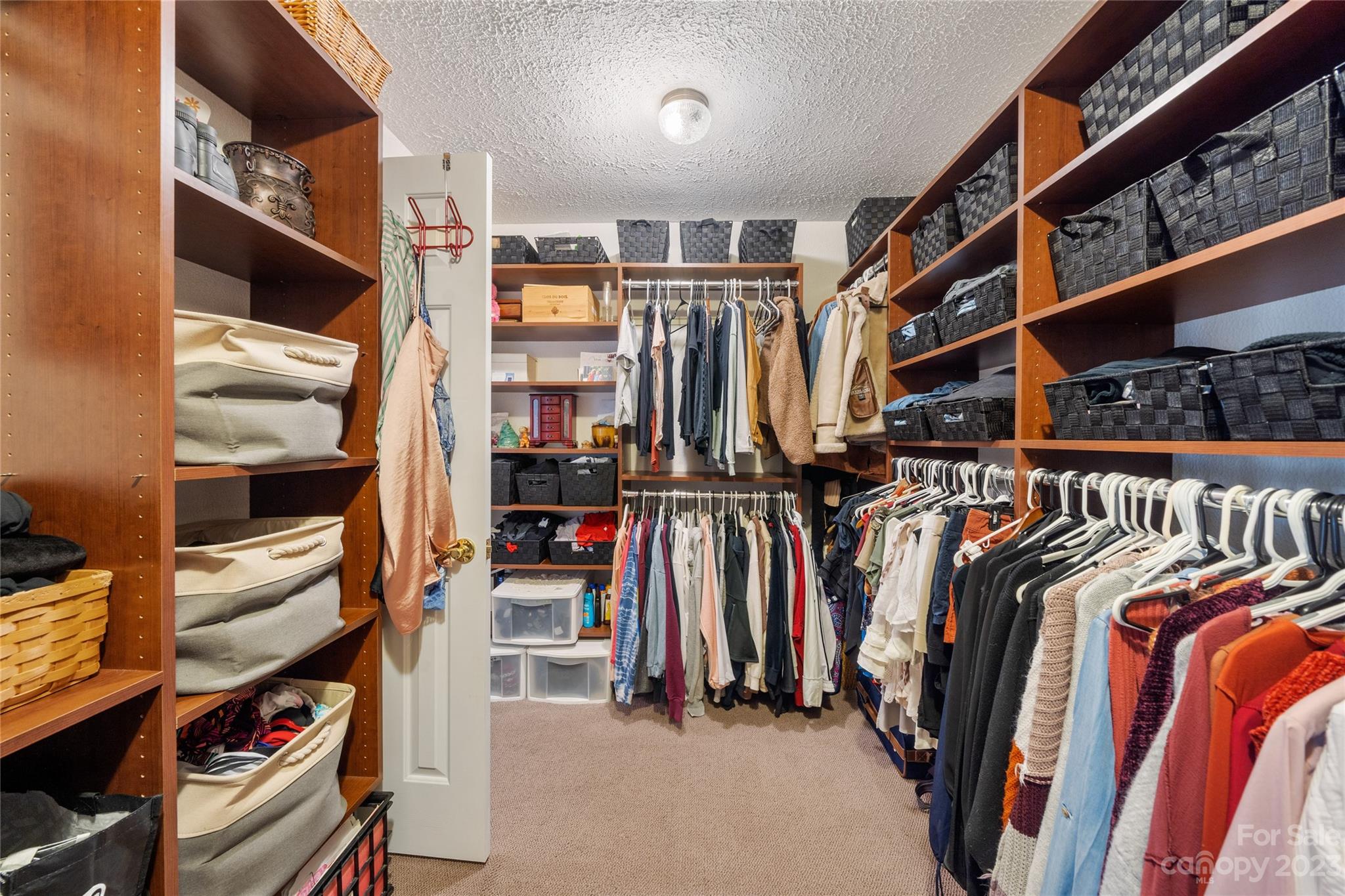 Mountain Oaks - Residential