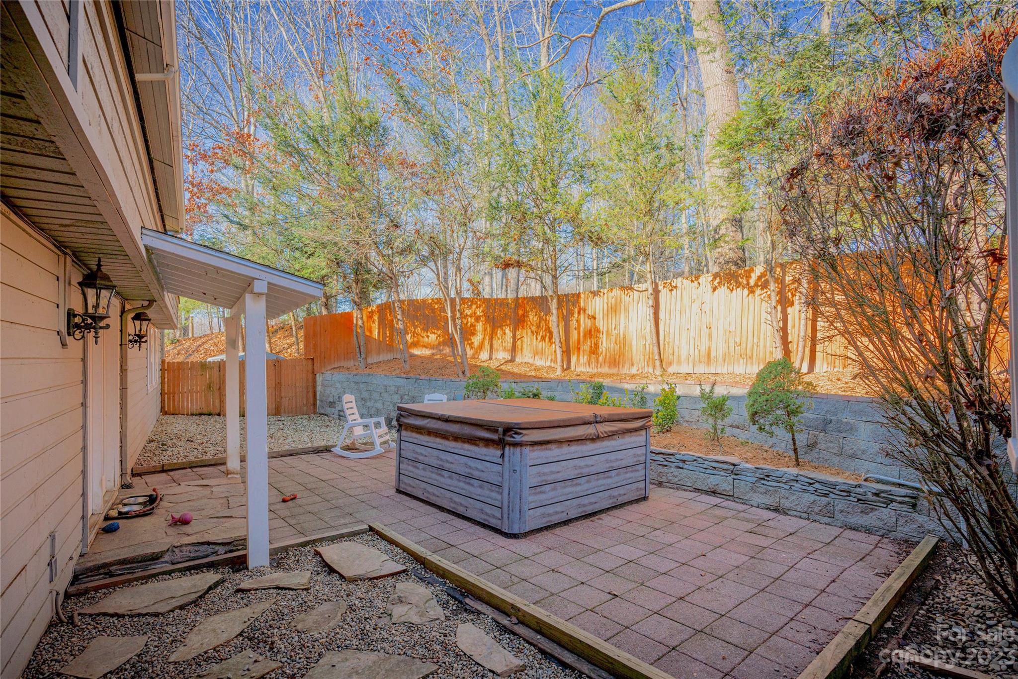 Mountain Oaks - Residential