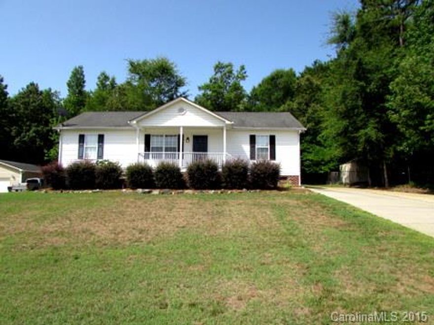 Very well maintained ranch style home in the heart of York. Offering 3BR/2BA, split BR plan, vaulted ceilings, kitchen with breakfast area, and hardwoods. The front porch is perfect for the rocking chairs and the back deck is huge, just perfect for entertaining. Large private backyard too! USDA approved.