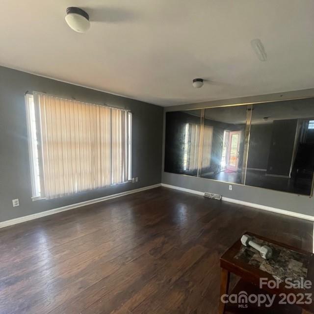 Four Seasons - Residential